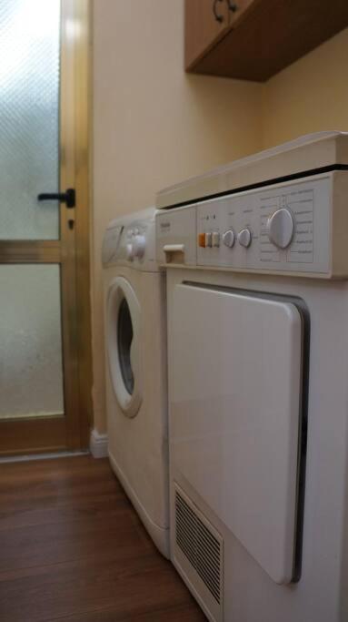 Alle'S M Shyri Studio Apartment Tiranë Eksteriør bilde