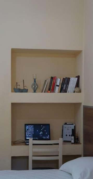 Alle'S M Shyri Studio Apartment Tiranë Eksteriør bilde
